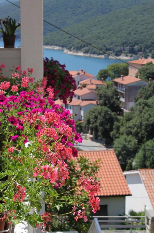 Apartments With A Parking Space Rabac, Labin - 2340 Экстерьер фото