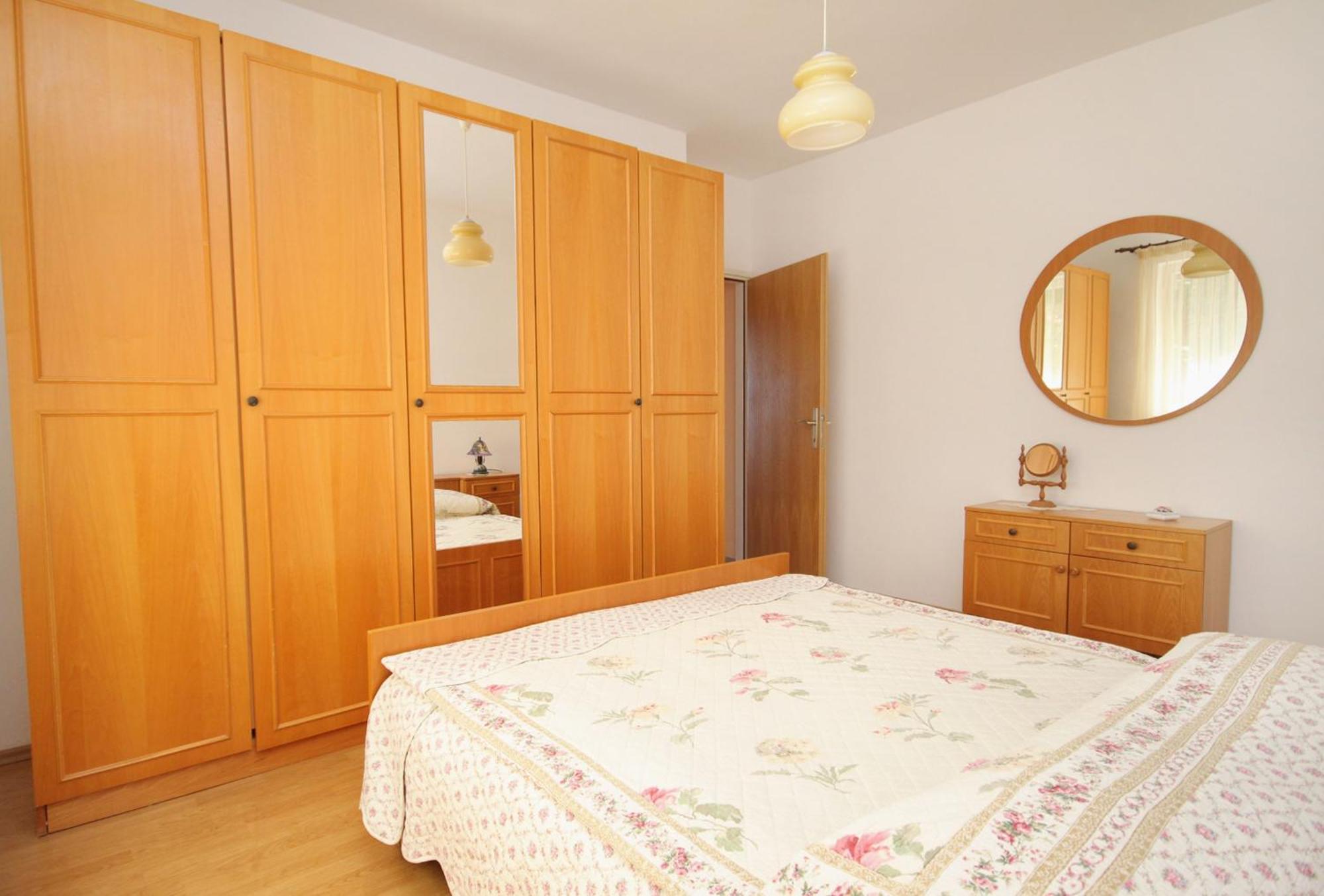 Apartments With A Parking Space Rabac, Labin - 2340 Номер фото